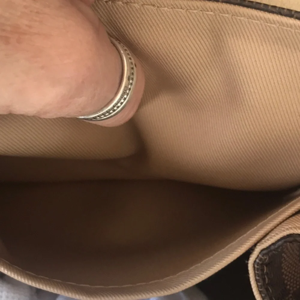 Louis Vuitton Clapton backpack - Picture 9 of 15